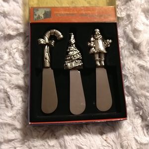 Christmas season spreaders